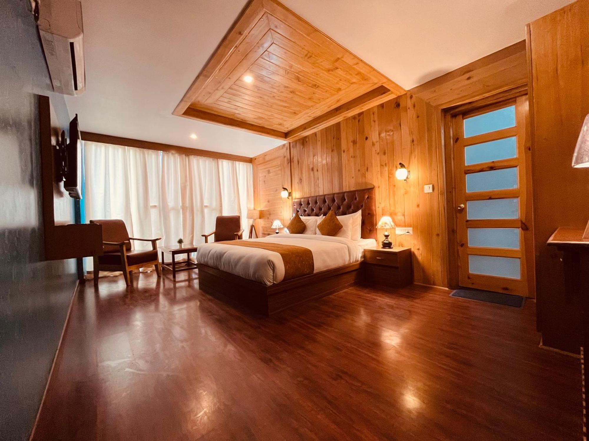 Tata Vista Resort Mall Road Manali - Centrally Heated & Air Cooled Extérieur photo