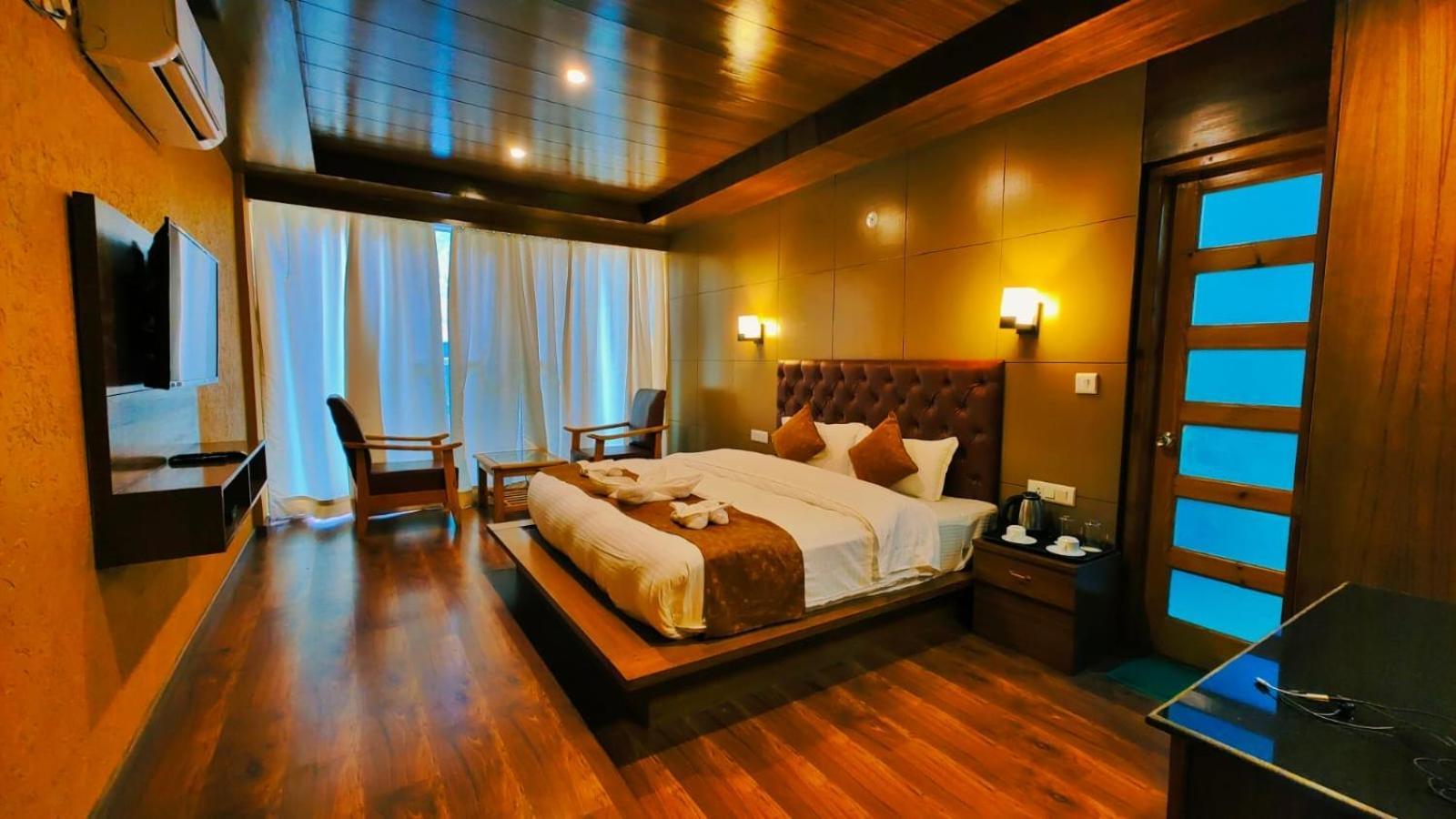 Tata Vista Resort Mall Road Manali - Centrally Heated & Air Cooled Extérieur photo