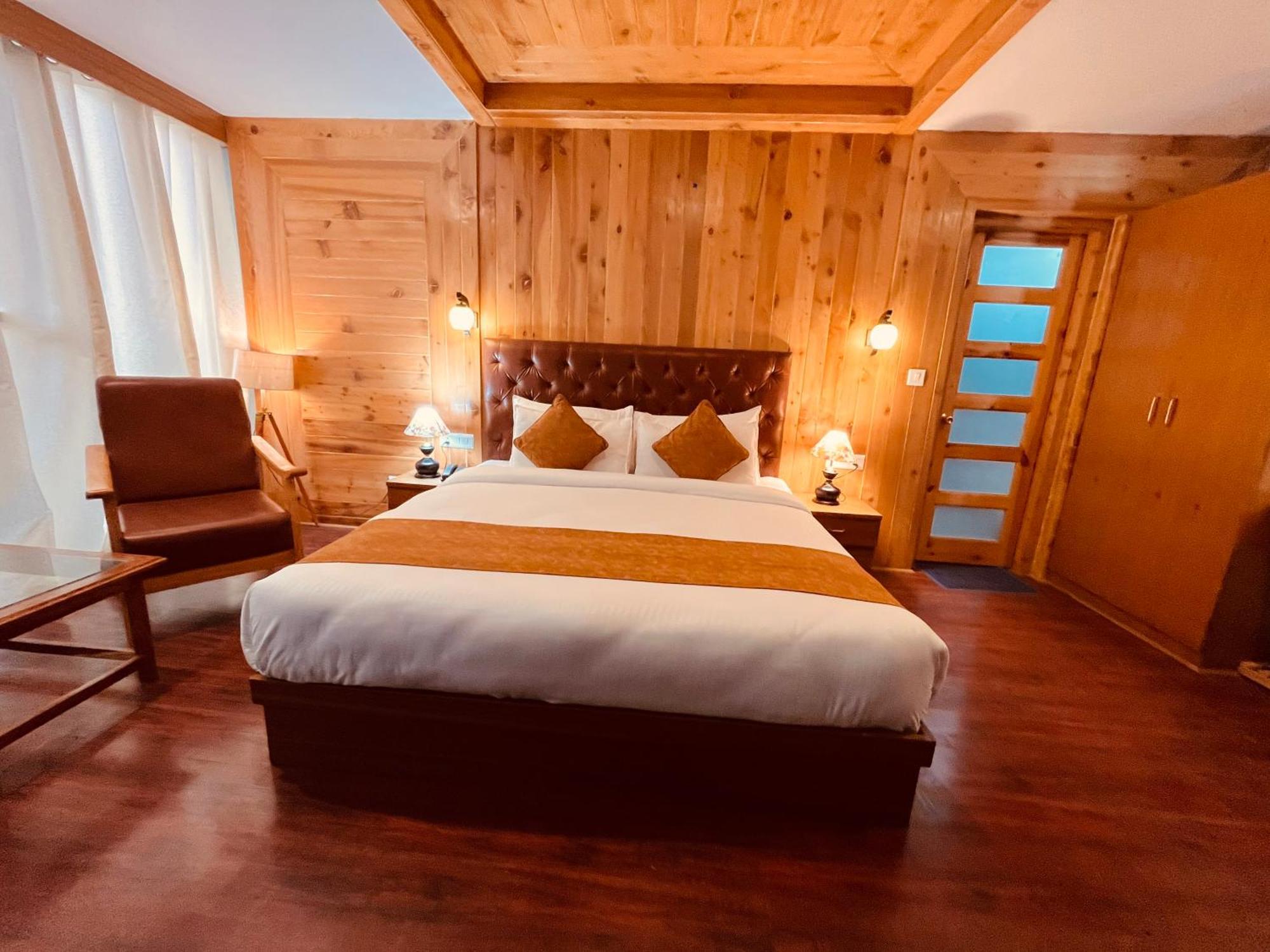 Tata Vista Resort Mall Road Manali - Centrally Heated & Air Cooled Extérieur photo