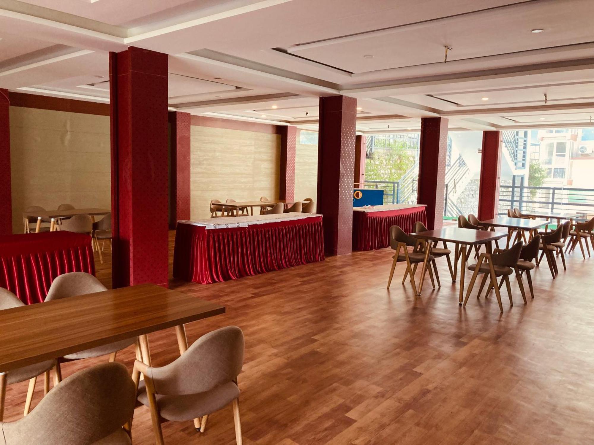 Tata Vista Resort Mall Road Manali - Centrally Heated & Air Cooled Extérieur photo